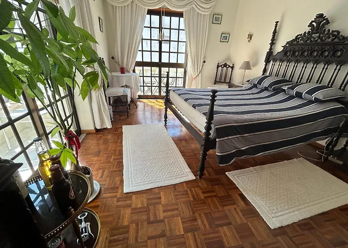 Spray Sitio In Nazare, European Style *