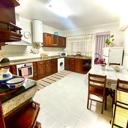 Spray Sitio In Nazare, European Style Nazaré