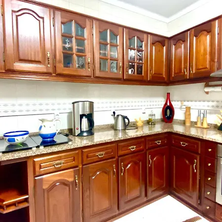 Spray Sitio In Nazare, European Style Bed & Breakfast