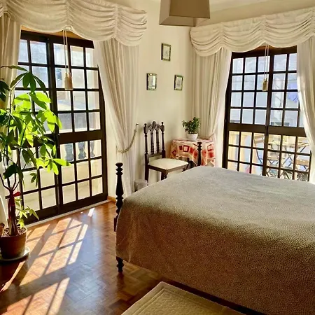 Spray Sitio In Nazare, European Style Bed & Breakfast