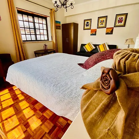 Spray Sitio In Nazare, European Style *