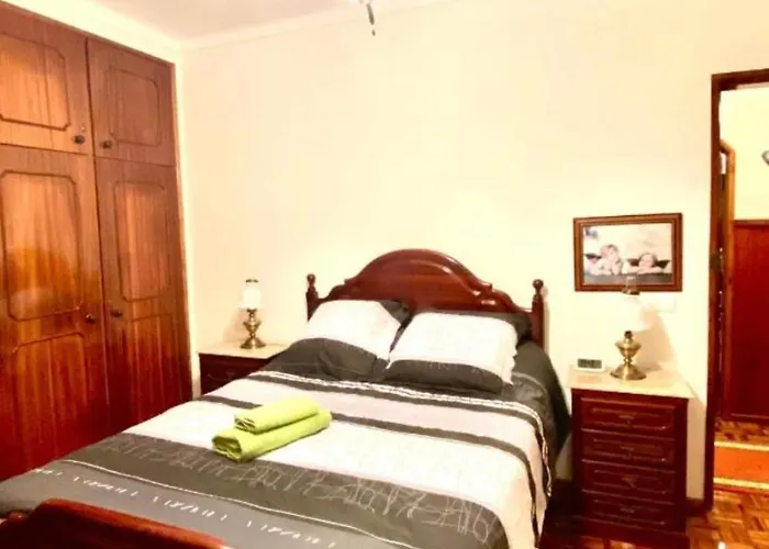 Spray Sitio In Nazare, European Style *